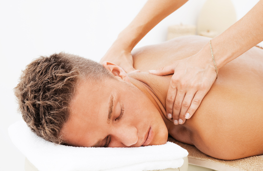 Une séance de massage naturiste, cela vous tente?