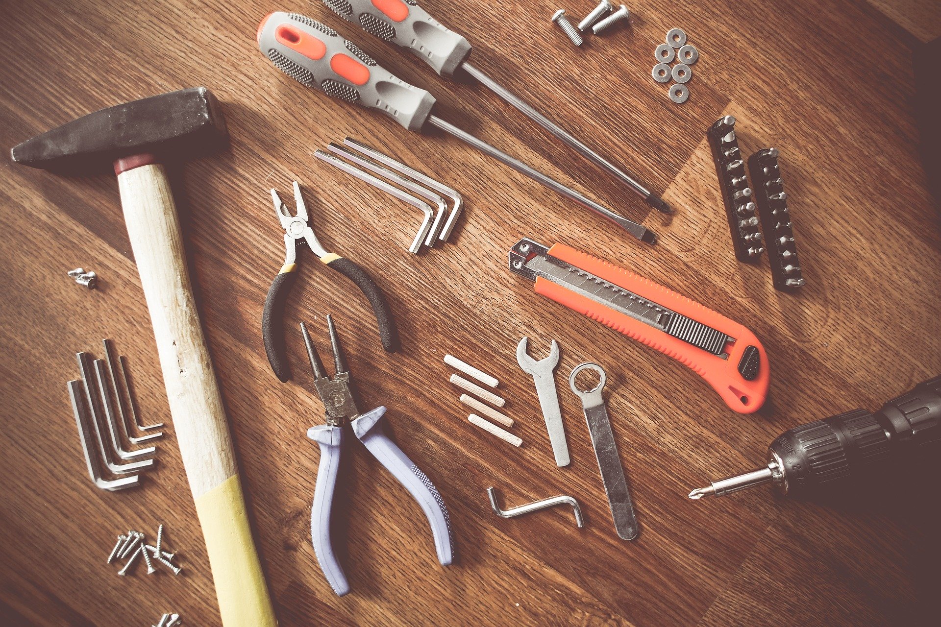 Quels sont les outils à avoir pour un chantier de construction?