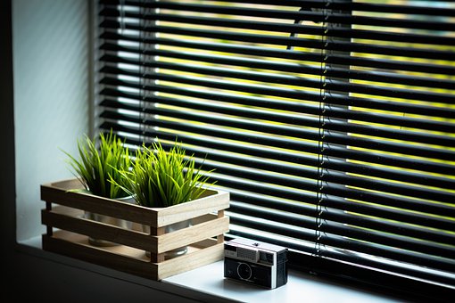 Le store intérieur pour tous vos besoins !