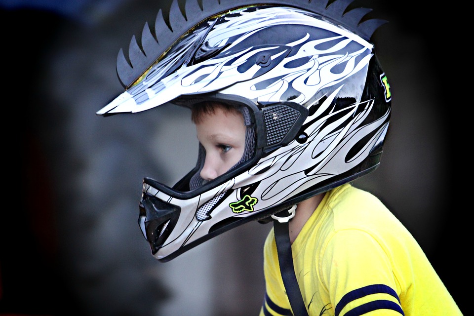 Comment choisir le casque de protection de son enfant ?