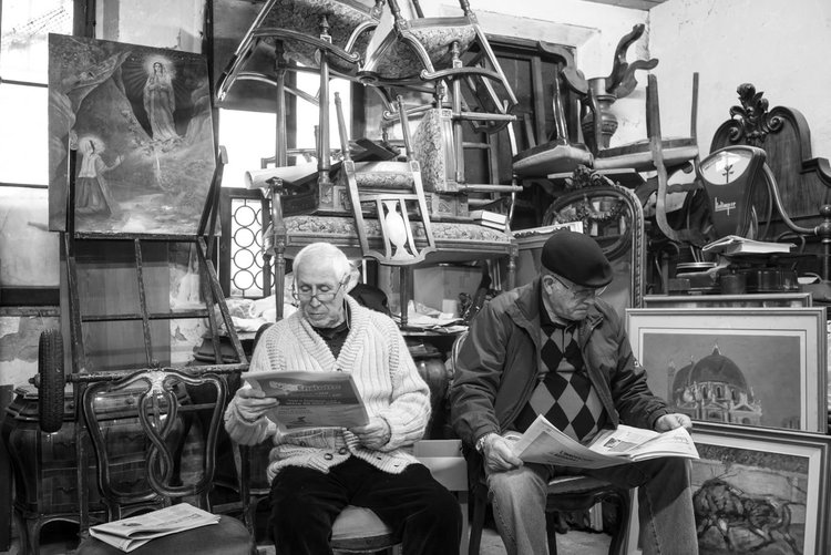 Pourquoi opter pour un brocanteur pour la vente de ses meubles?