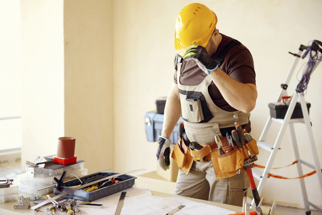 Quels sont les outils qu’un artisan maçon utilise?