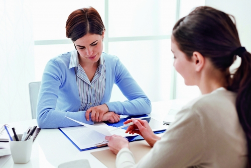 Négocier ses conditions de travail : guide stratégique pour soignants